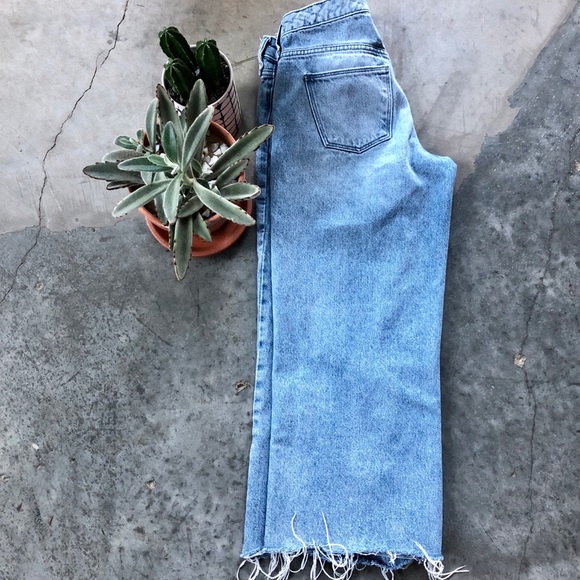 Universal Thread High Rise Wide Leg Crop 24/00 - Picture 2 of 8